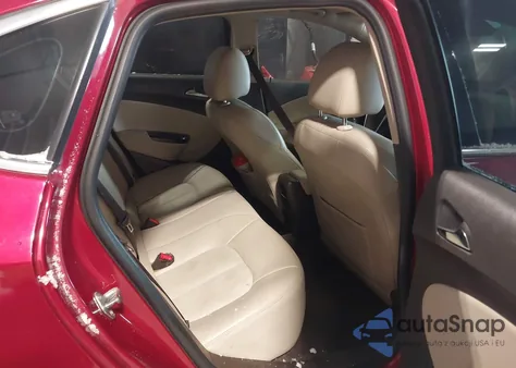 2016 Buick Verano Sport Touring Group из США, поврежденный, VIN 1G4PW5SK1G4168169